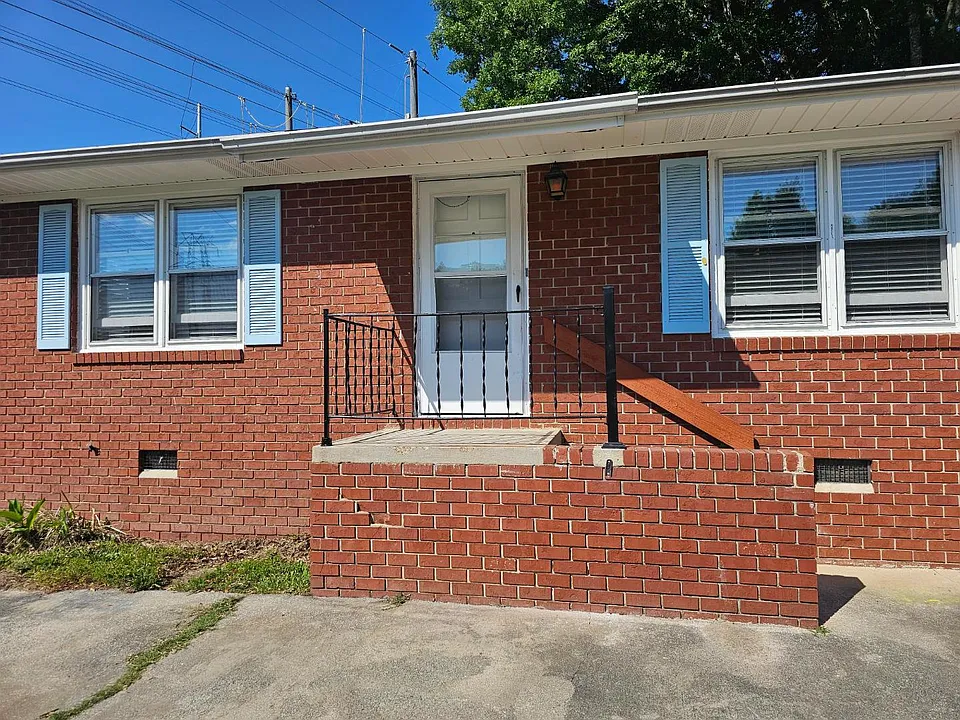 809 Church St #1