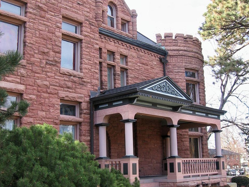 Exterior Main Entry 