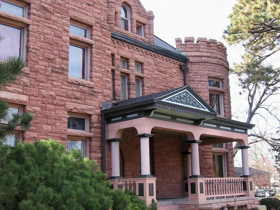 Exterior Main Entry 