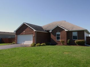 515 Feather Dr, Leland, IL 60531