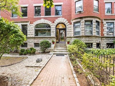 1 Clinton Path #2, Brookline, MA, 02445