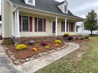 2573 Thomas Langston Rd, Winterville, NC 28590