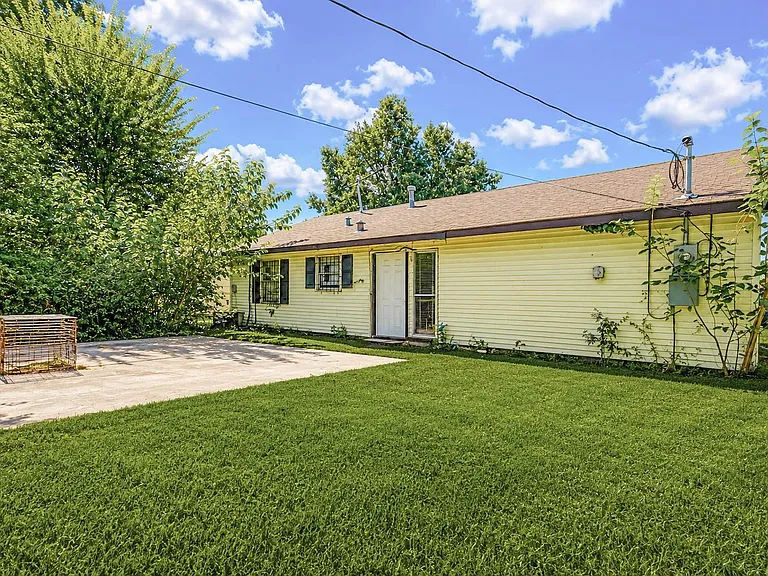 7217 Parker Rd — Photo 12