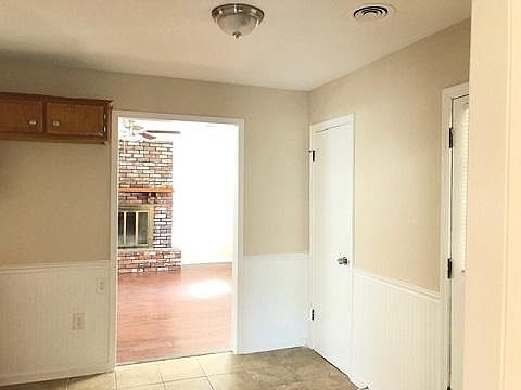 5th image of 3854 Castleman St