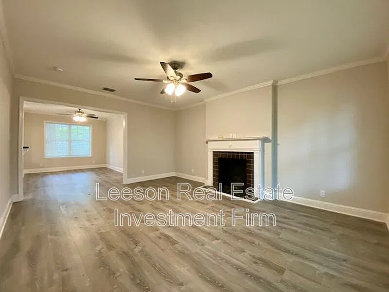 2 bed, 1.0 bath, 1250 sqft, $1,150 — Photo 1