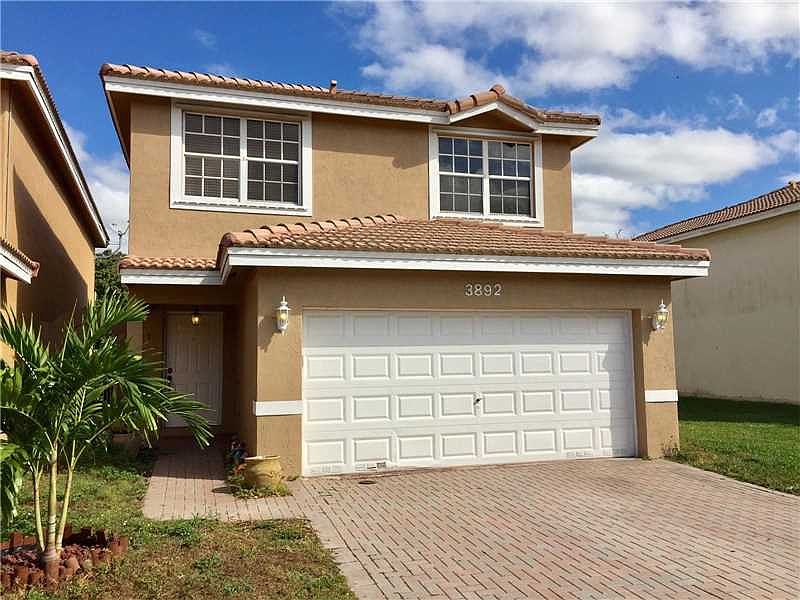 1st image of 3892 NW 67th Way