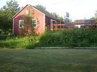 1672 River Rd, Clinton, ME 04927