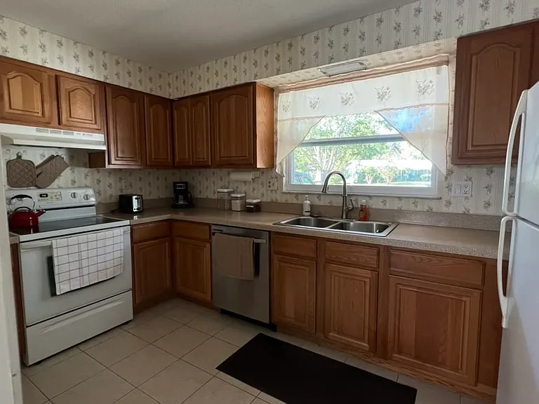 224 Lily Rd — Photo 21