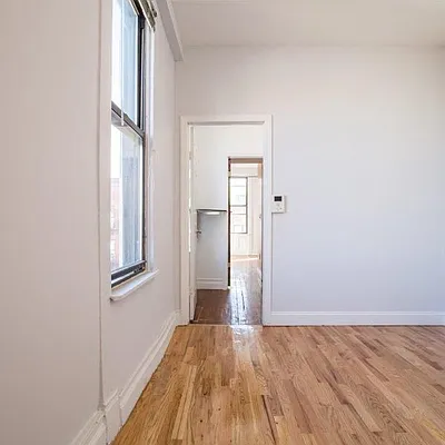Rented by Nooklyn NYC LLC | media 24