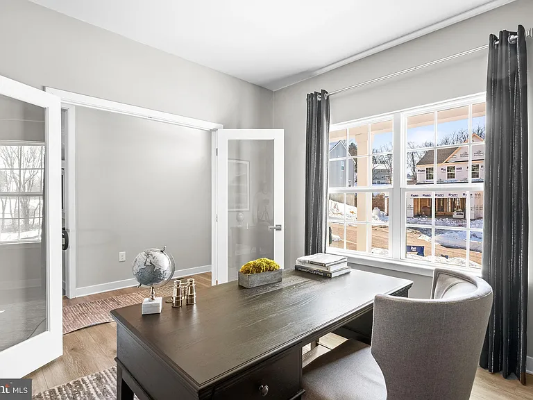 141 Dithridge Dr — Photo 8
