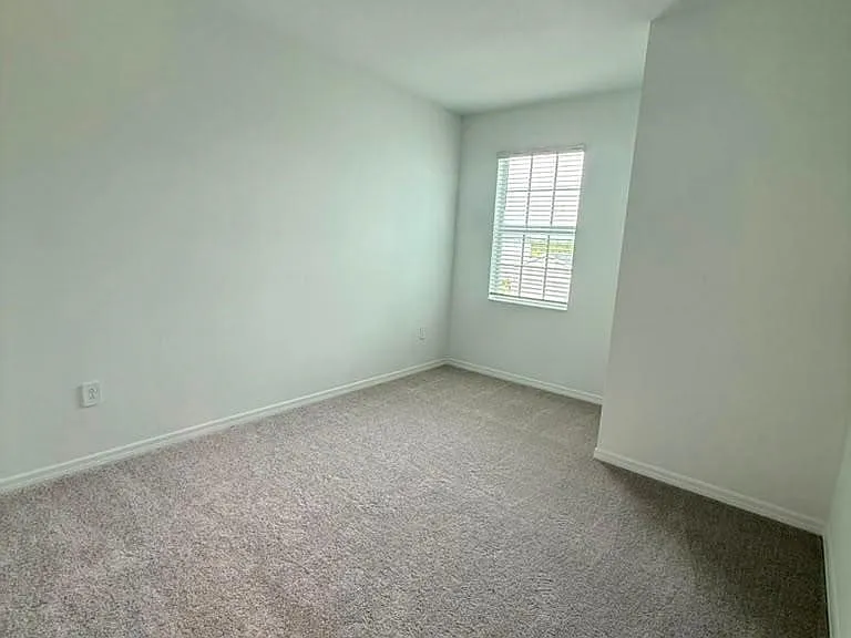 14804 Bluewater Rd — Photo 19