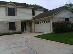 1st image of 310 Maplewood Dr