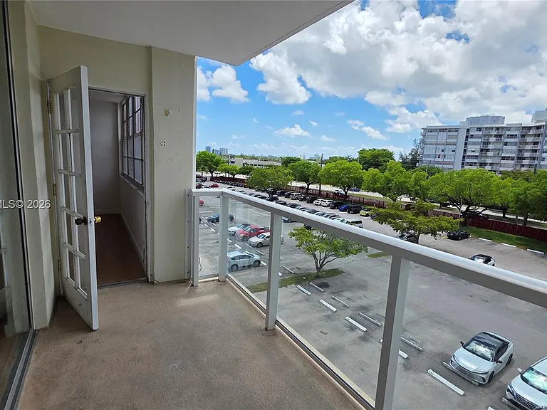 1351 NE Miami Gardens Dr #413E — Photo 9