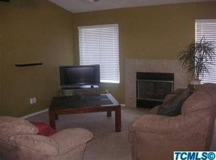 2129 N Zachary St, Visalia, CA 93291