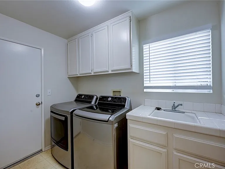 20340 Channing Ln — Photo 17