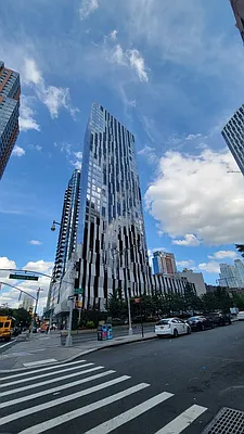 Rented by Compass | media 19