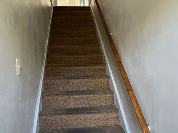 2nd image of 1121 S 13th St Floor 2