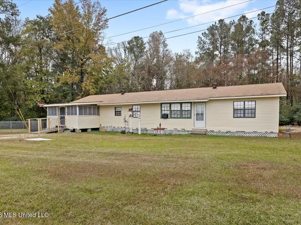 75 Terrys Chapel Rd, Foxworth, MS 39483