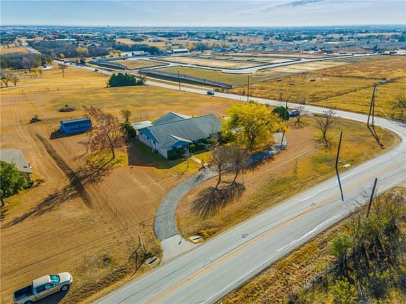 2nd image of 1251 County Road 138