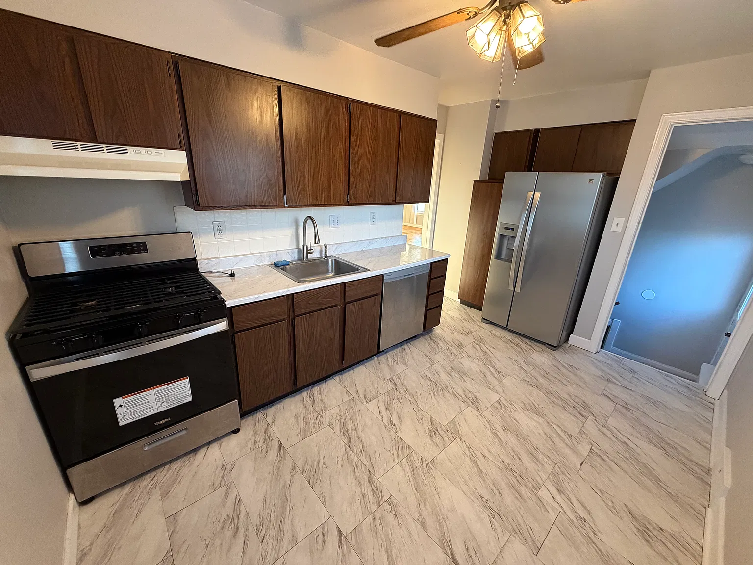 3 bed, 1174 sqft, $1,700 — Photo 4