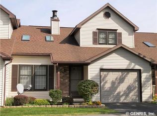 8 Sleepy Holw, Rochester, NY 14624