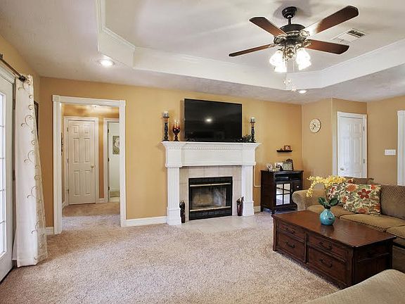 3rd image of 2354 Pinon Dr