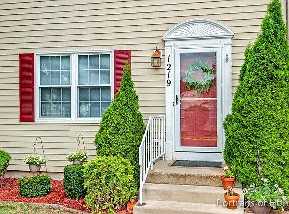2nd image of 1219 Koster Ct #1219