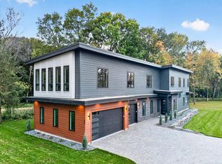 40 Lilah Ln, Tonka Bay, MN 55331