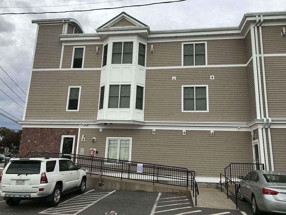 1st image of 32 Guild St Unit 301