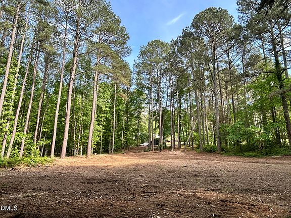 3rd image of 1123 Wake Robin Ln #9