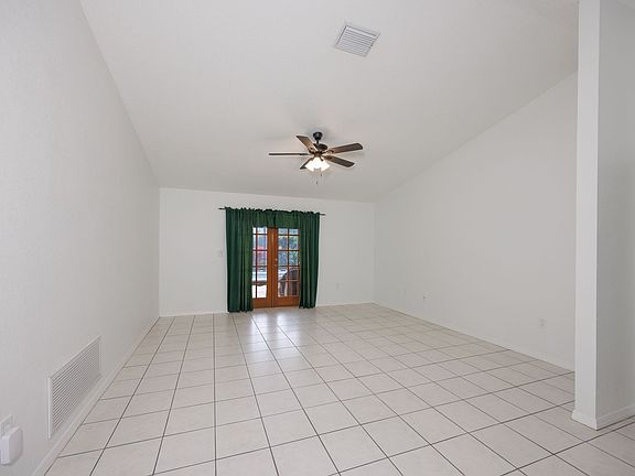 4th image of 480 Winding Willow Dr