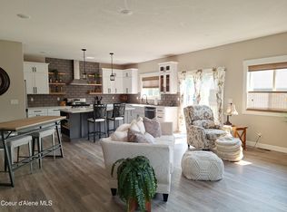 26 Ironwood Dr, Blanchard, ID 83804