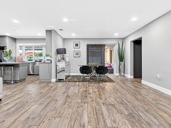 5th image of 7141 Dilido Blvd