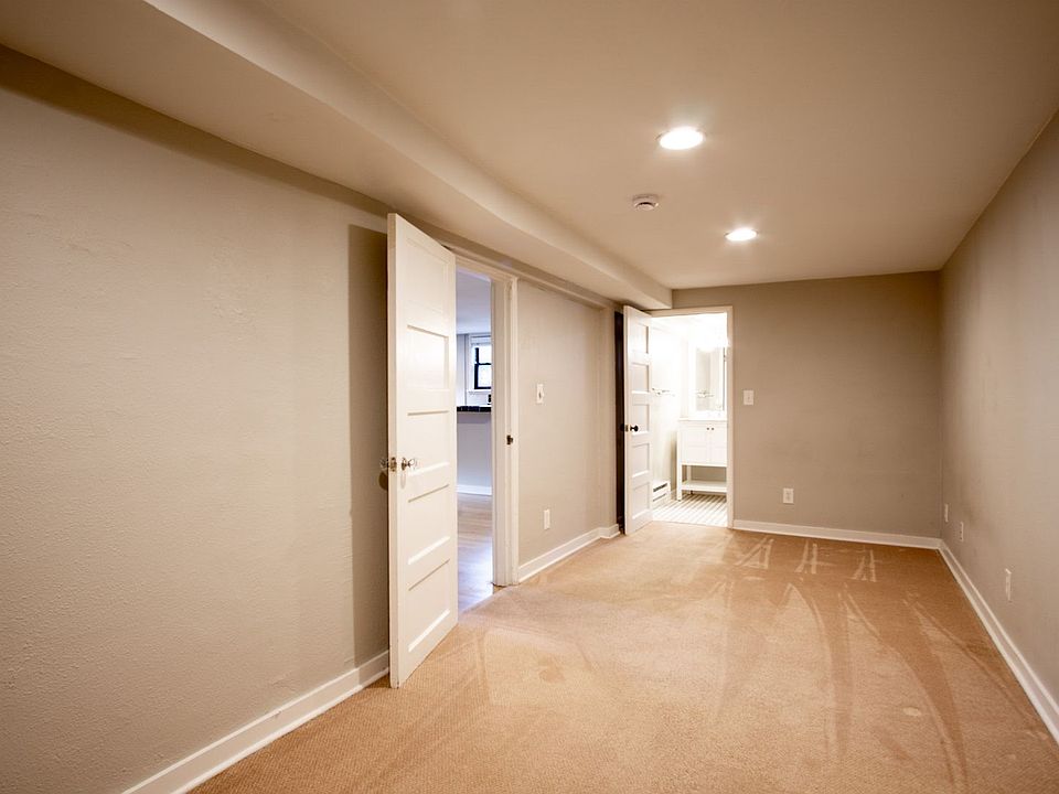 1st image of 342 NW 22nd Ave #0