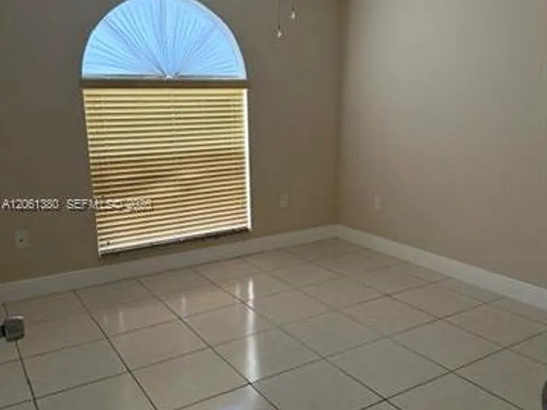 14300 SW 51st St #14300 — Photo 11