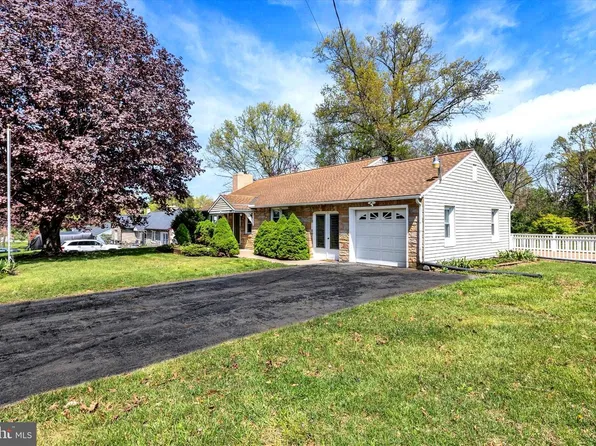 1217 Caln Meetinghouse Rd, Coatesville, PA 19320