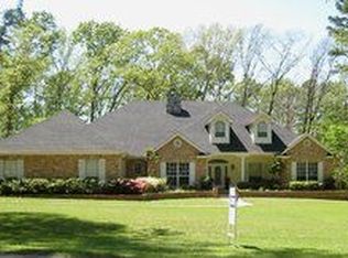 18890 3 Lakes Rd, Tyler, TX 75703