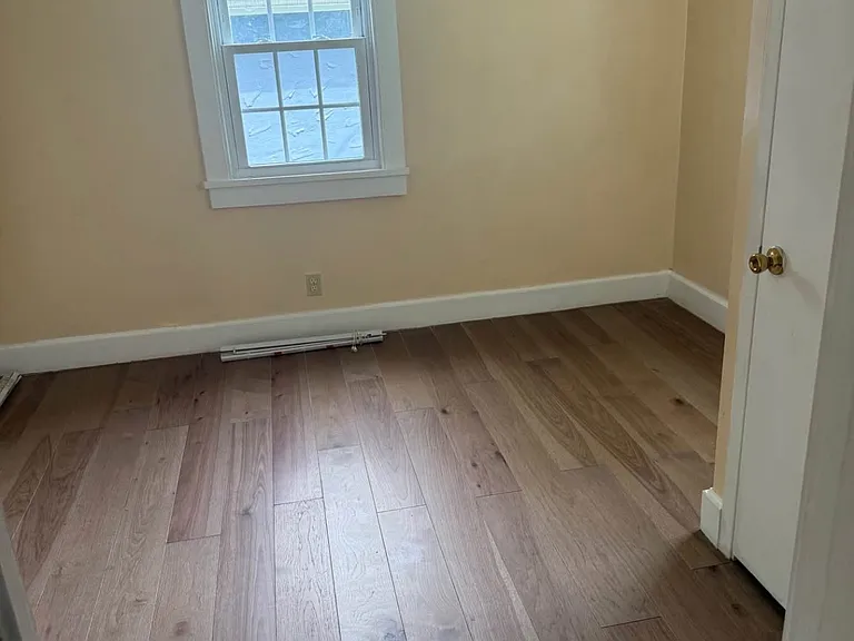 2108 Sanderson Rd — Photo 3