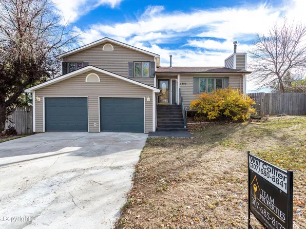 1203 Overdale Dr, Gillette, WY 82718