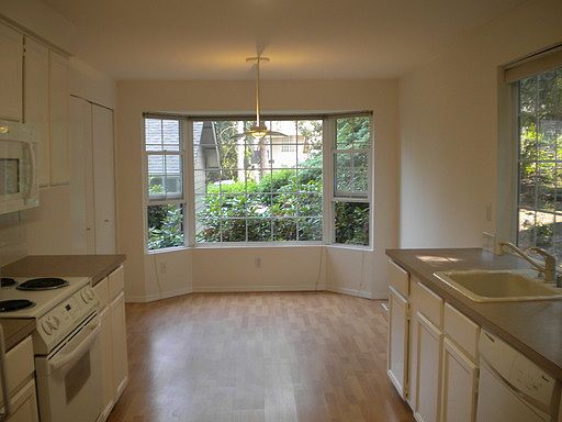 3rd image of 8625 137th Ave NE