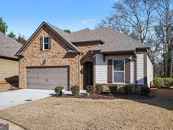 2nd image of 256 High Court Way