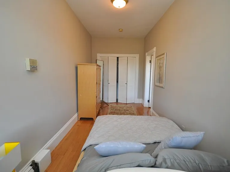 218 Newbury St #4F — Photo 13