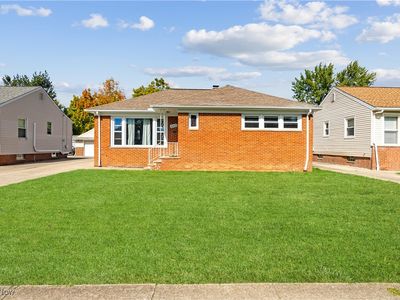 20677 Centuryway Rd, Maple Heights, OH, 44137