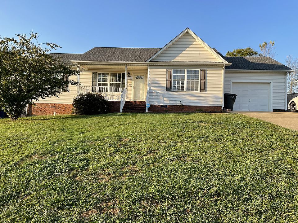2nd image of 1910 Sheffield Ln