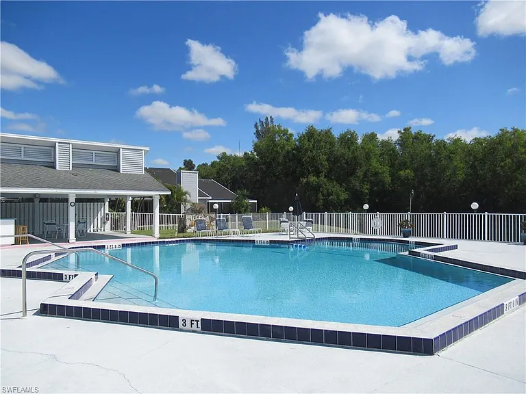 6238 Timberwood Cir #110 — Photo 22