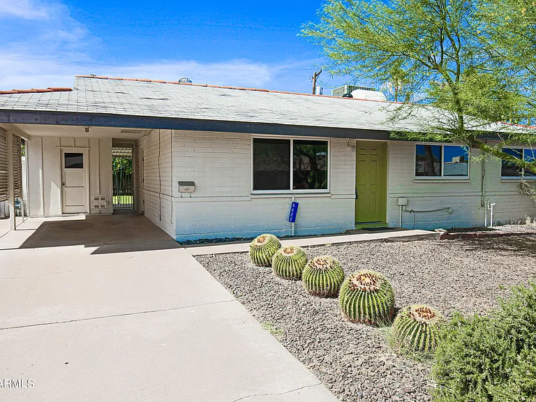 6620 E Latham St — Photo 1