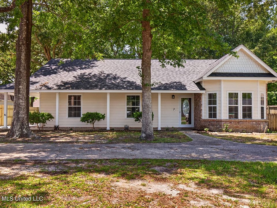 1st image of 2621 Beach View Dr