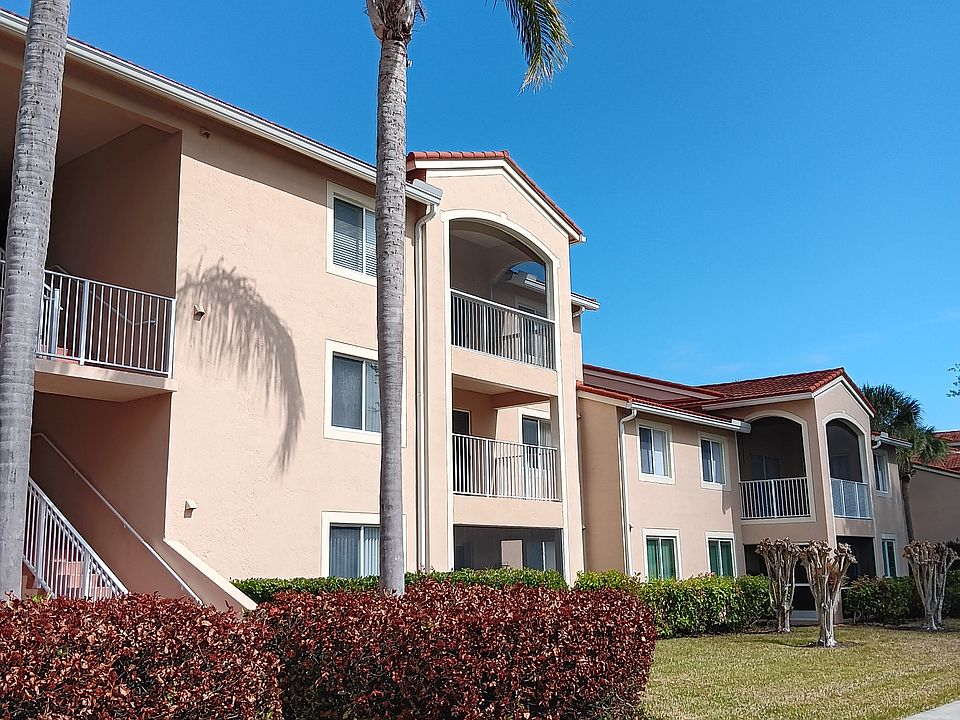 1st image of 1640 N 42nd Cir APT 204