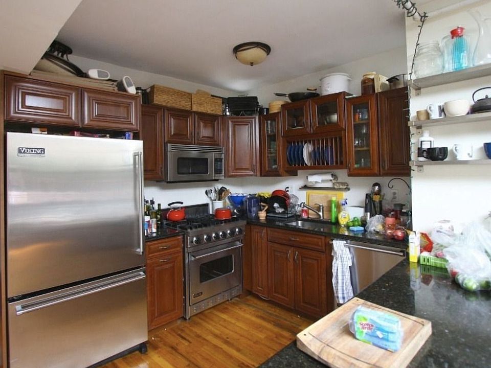 1st image of 661 Washington St APT 5R