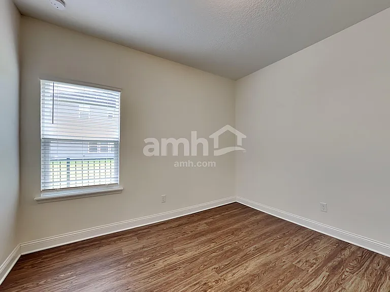 3135 Creek Village Ln — Photo 13
